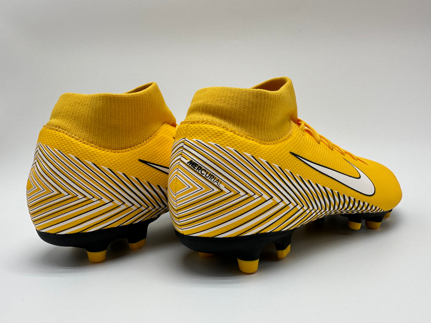 Nike Superfly 6 Academy NJR FG/MG Yellow
