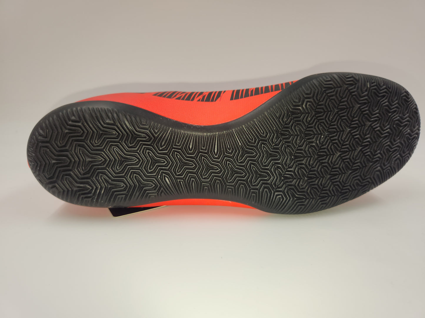Nike Mens Rare Mercurialx Victory VI DF IC Red Black
