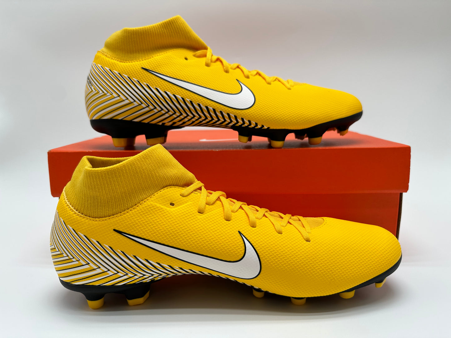 Nike Superfly 6 Academy NJR FG/MG Yellow