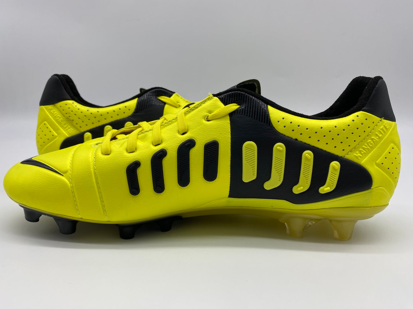 Nike CTR360 Maestri lll FG SE Yellow Black