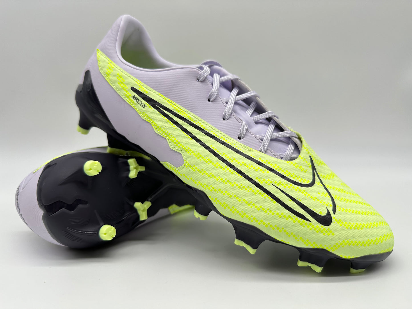 NIke Phantom GX Academy FG/MG Volt White