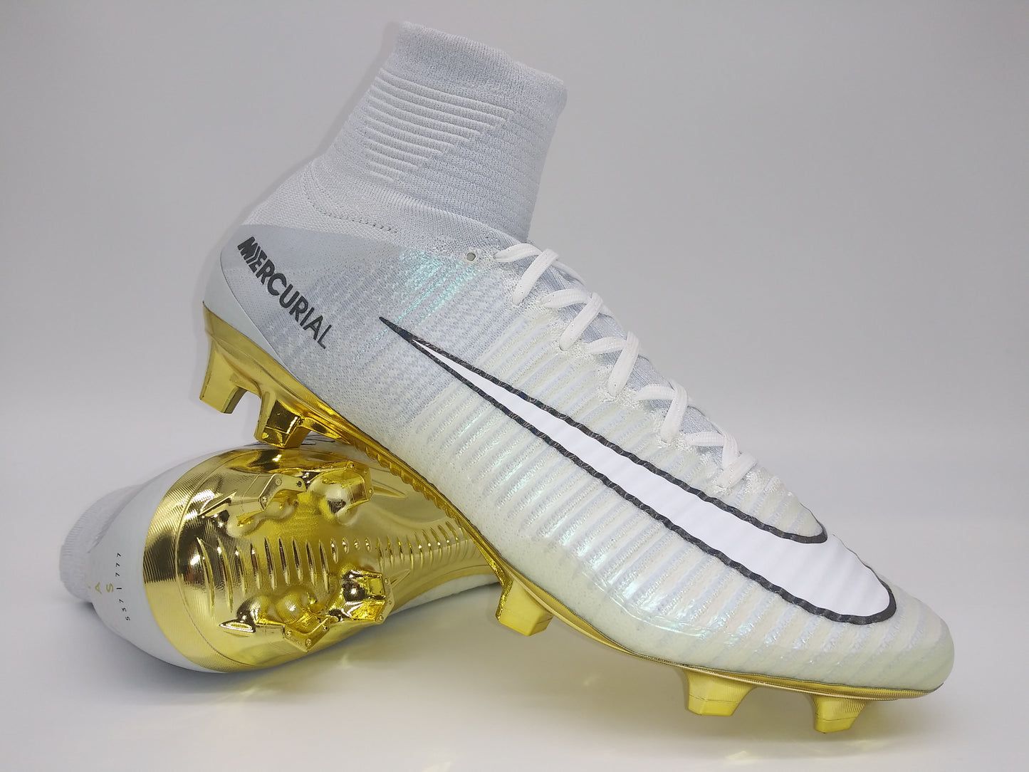 Nike Mercurial Superfly V SE CR7 FG Gray White Gold (Vitorias)