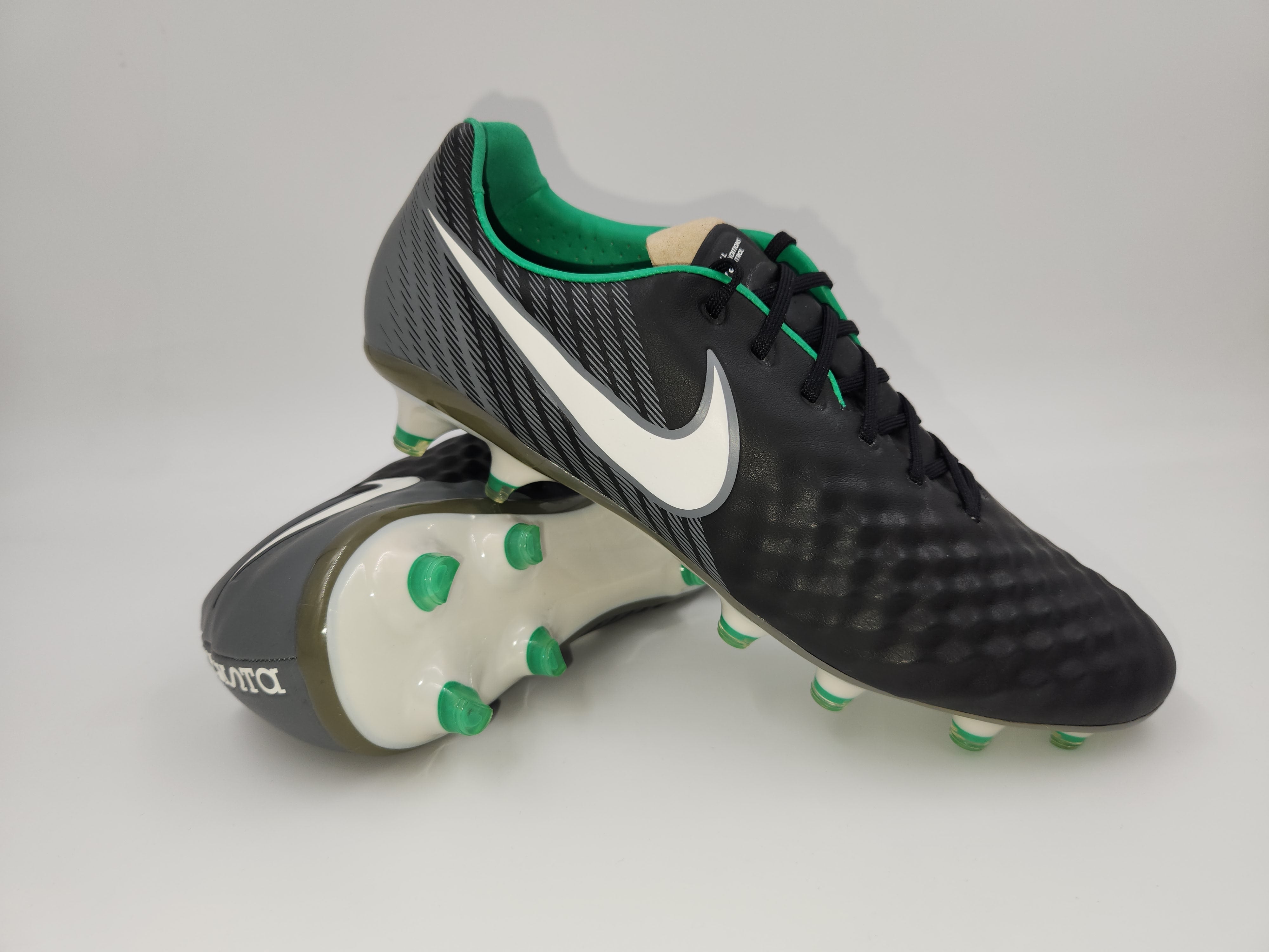 Nike magista black sale green