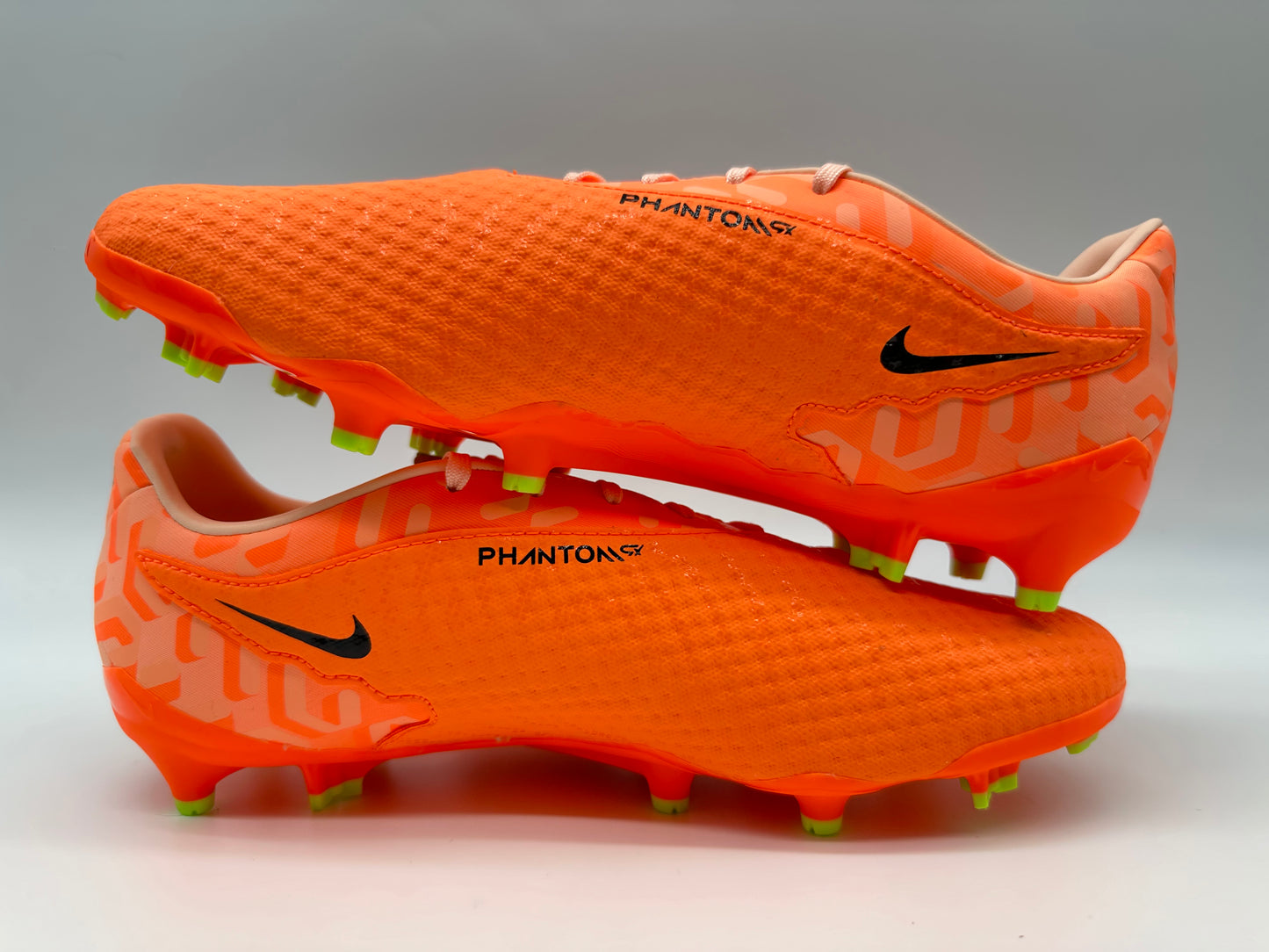 Nike Phantom GX Academy WC FG/MG Guava