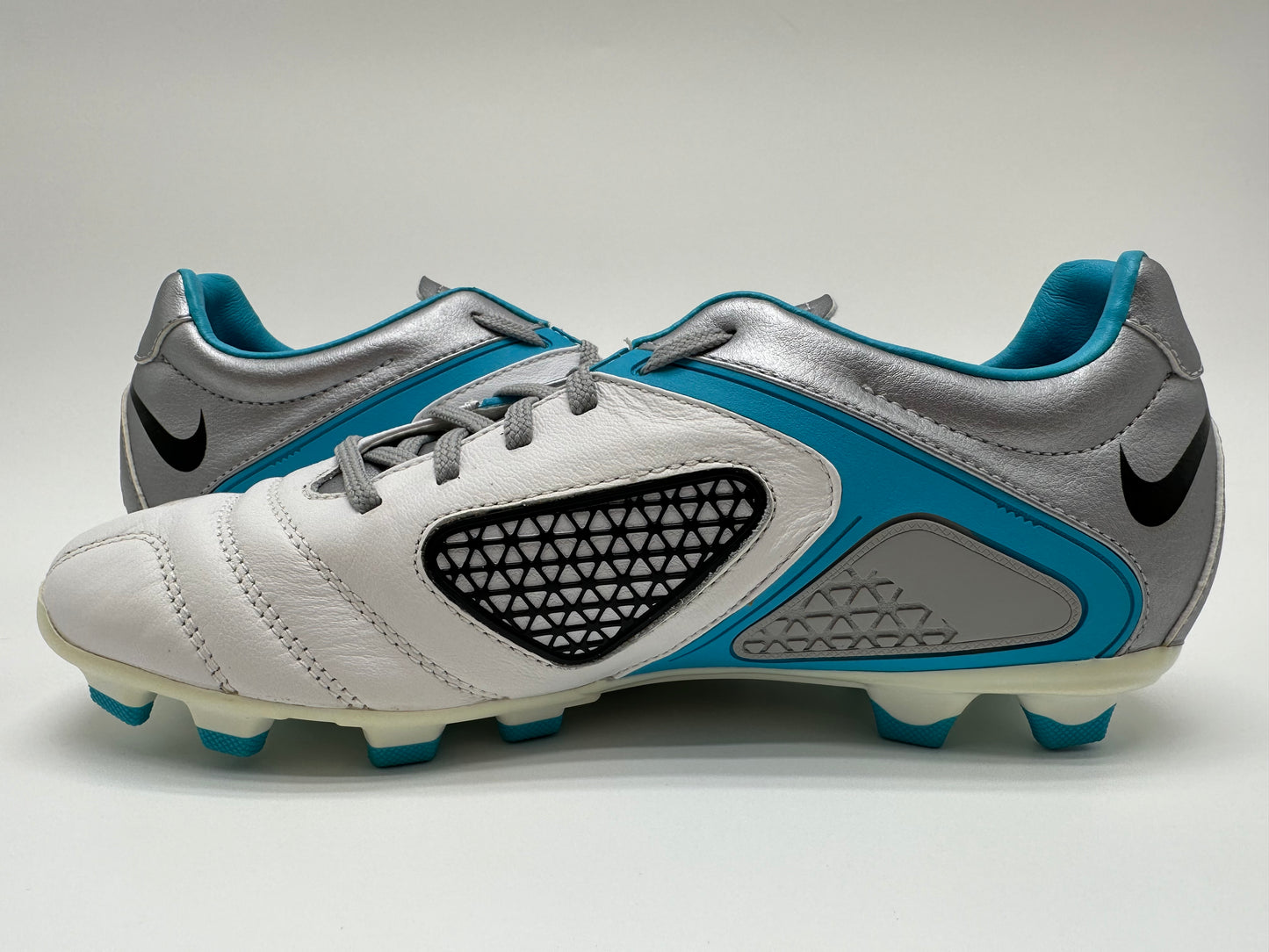 Nike CTR360 Libretto FG White Silver Blue
