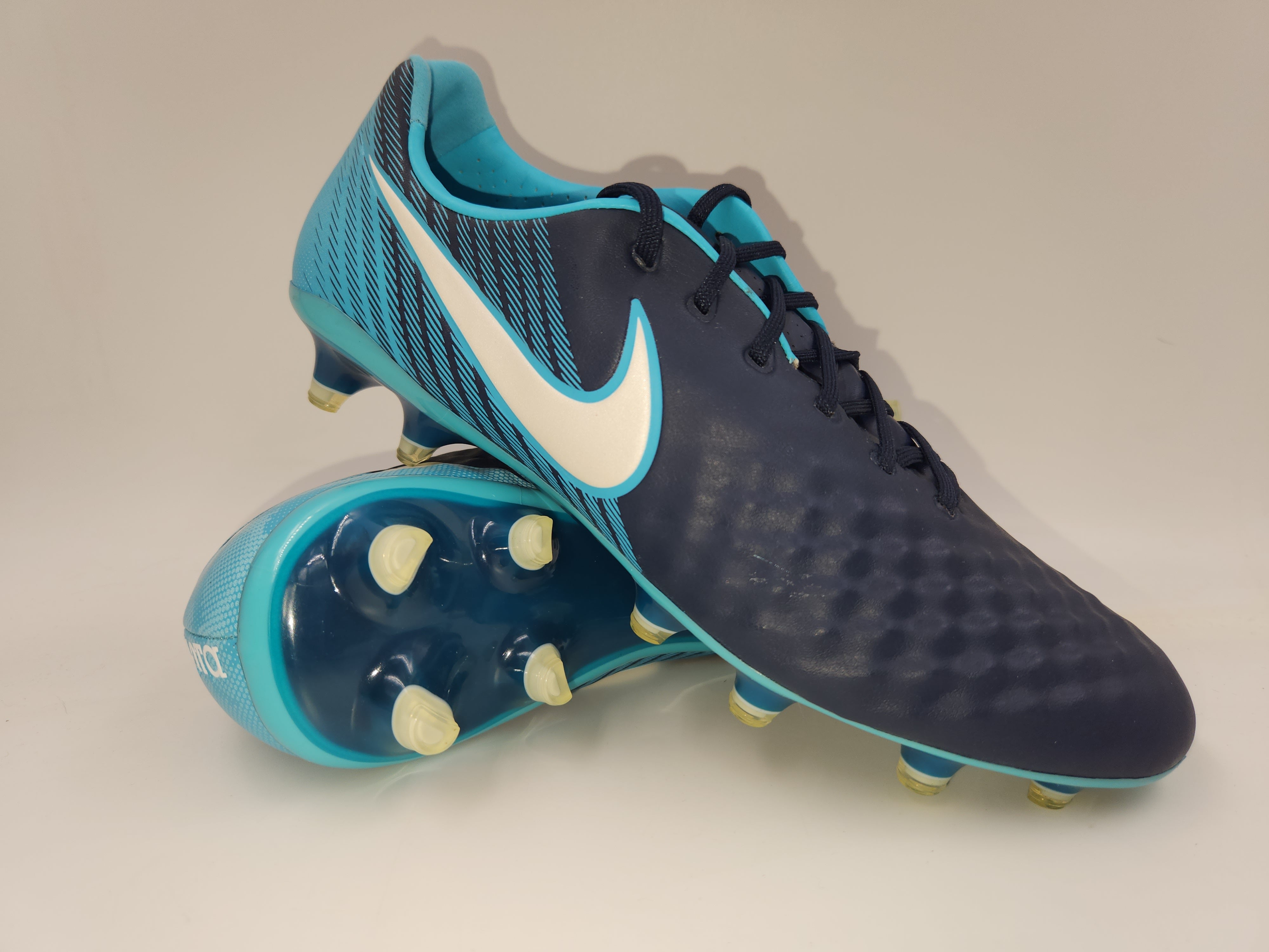 Nike outlets Magista Opus