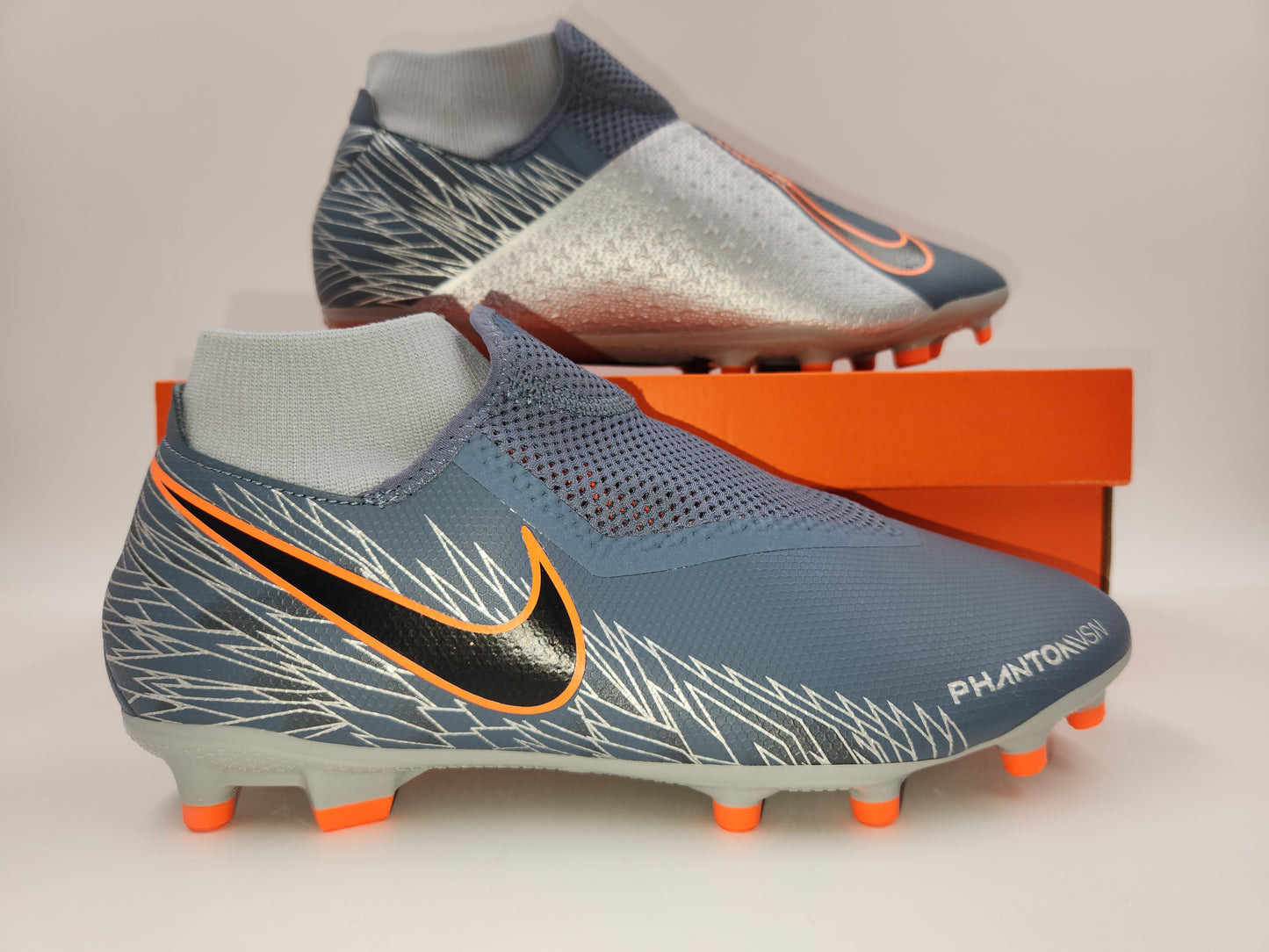 Nike Phantom VSN Academy DF FG/MG Gray Orange