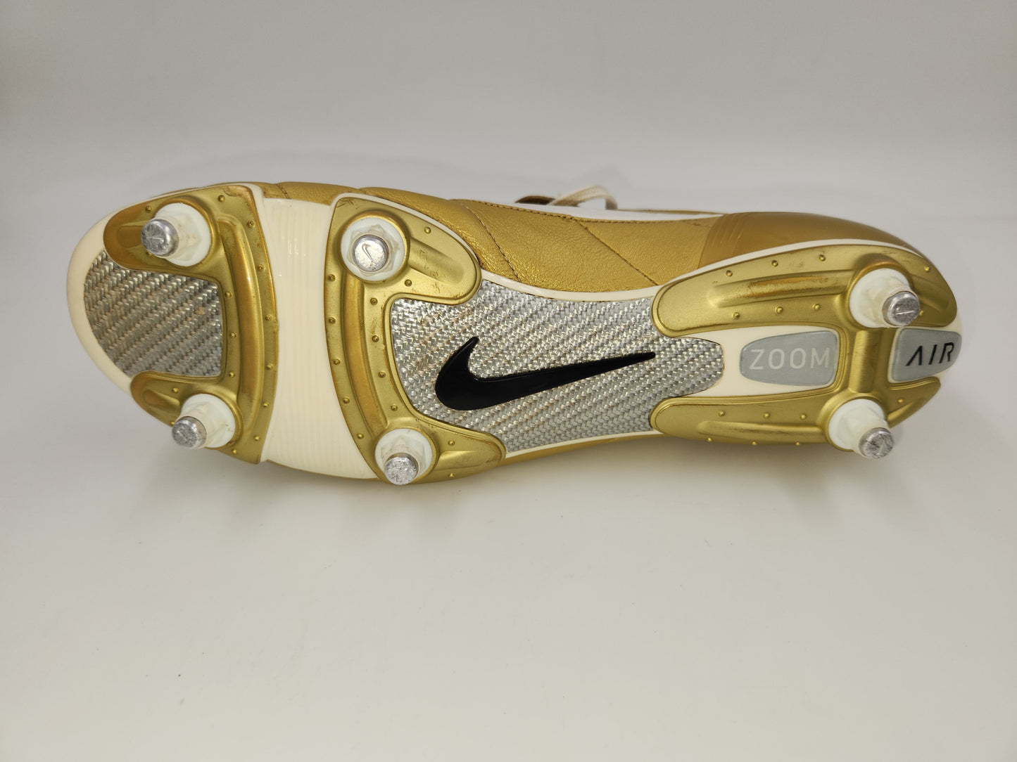 Nike Air Legend Ronaldinho Gold R10
