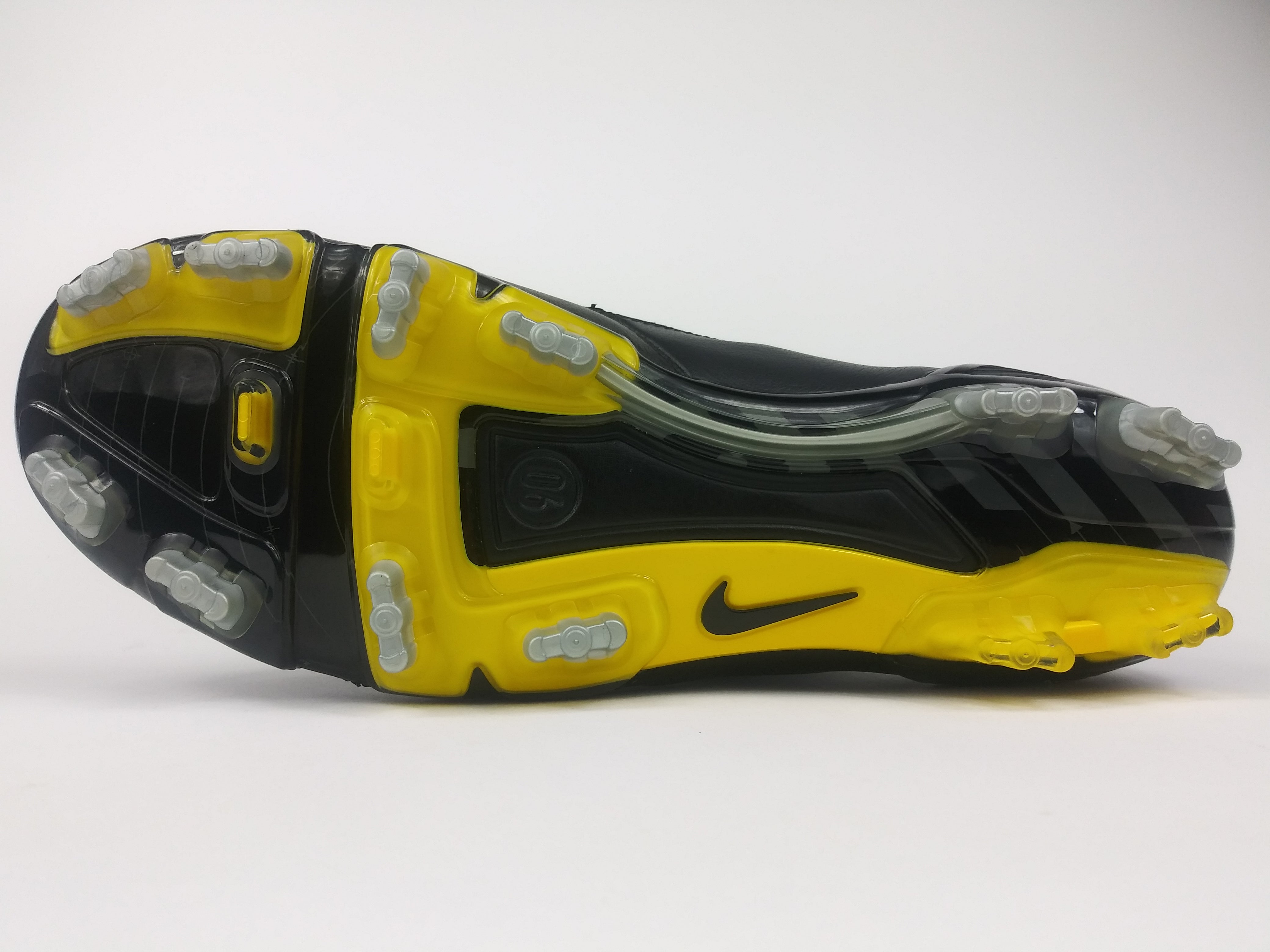 Nike total 90 yellow clearance and black