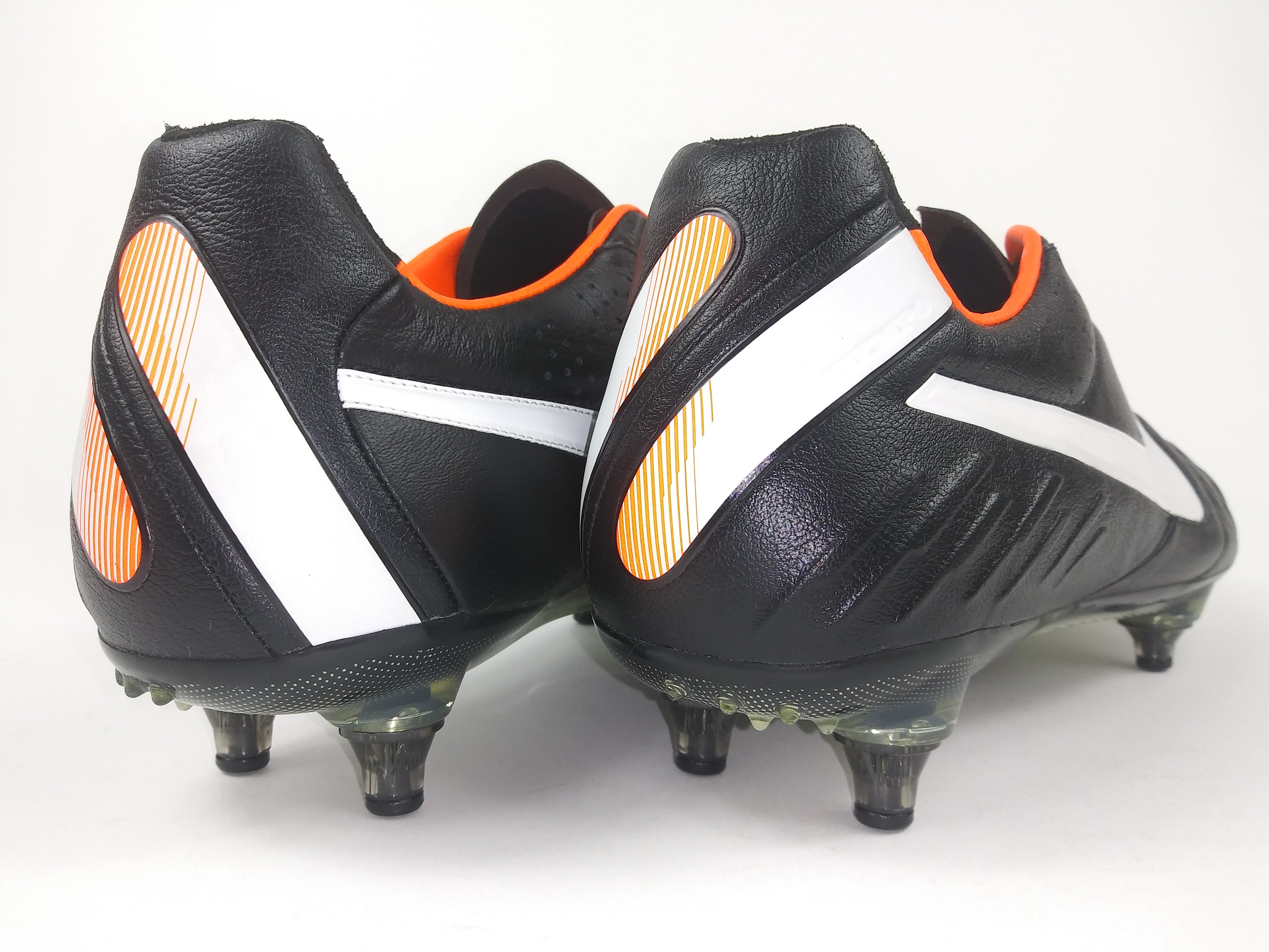 Tiempo black sales and orange