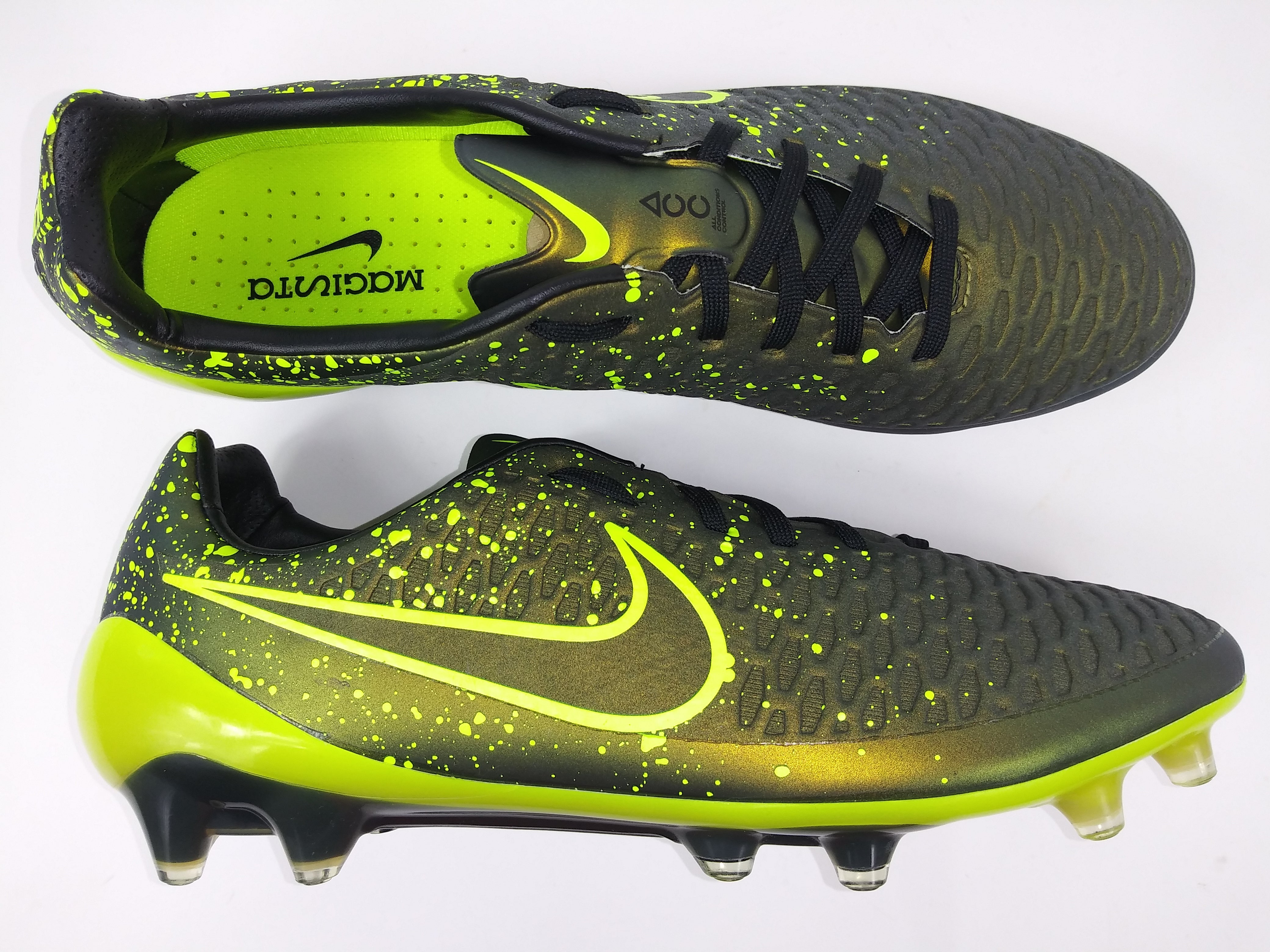 Nike magista opus fg gold online