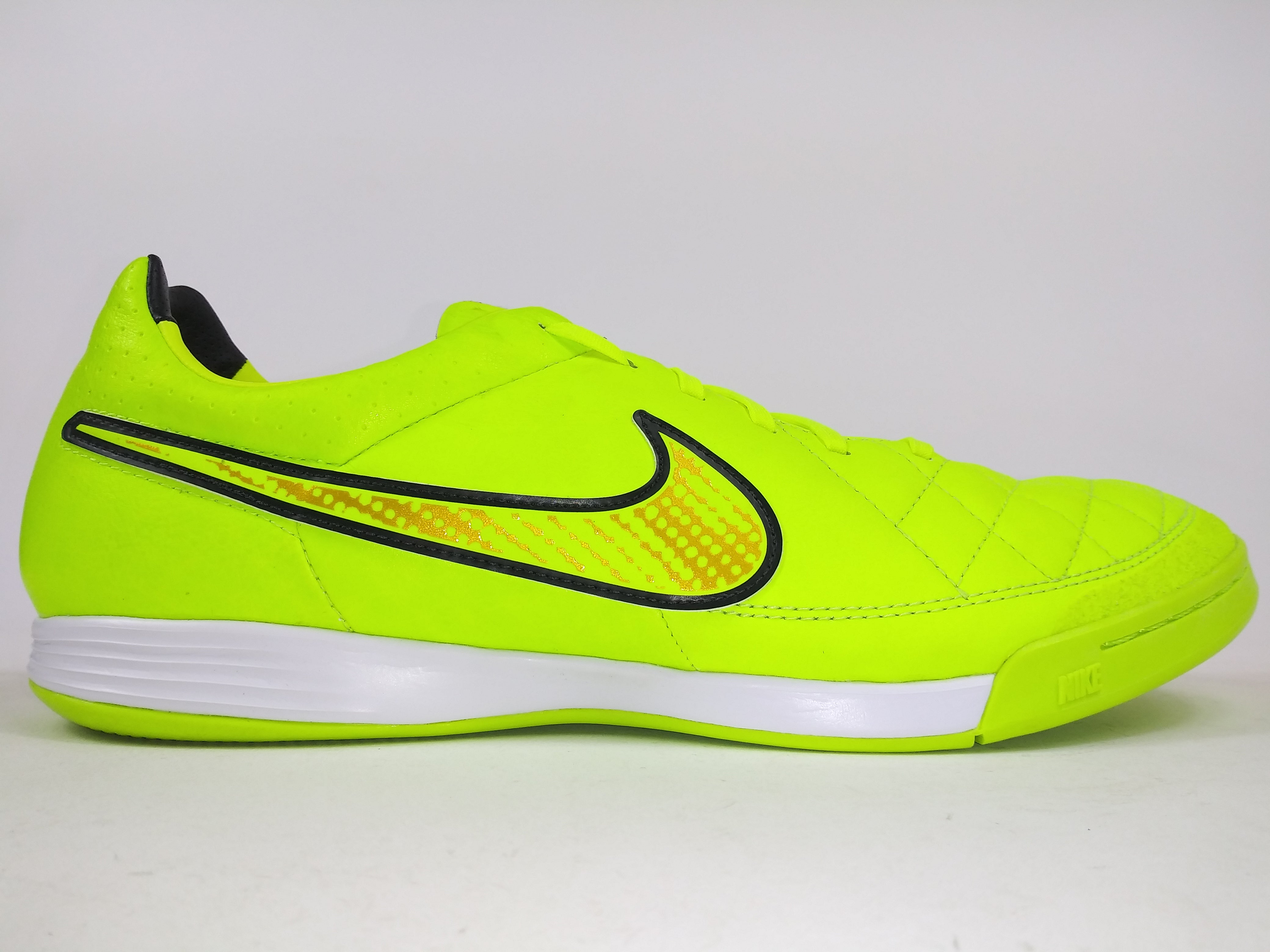 Nike tiempo online verdes