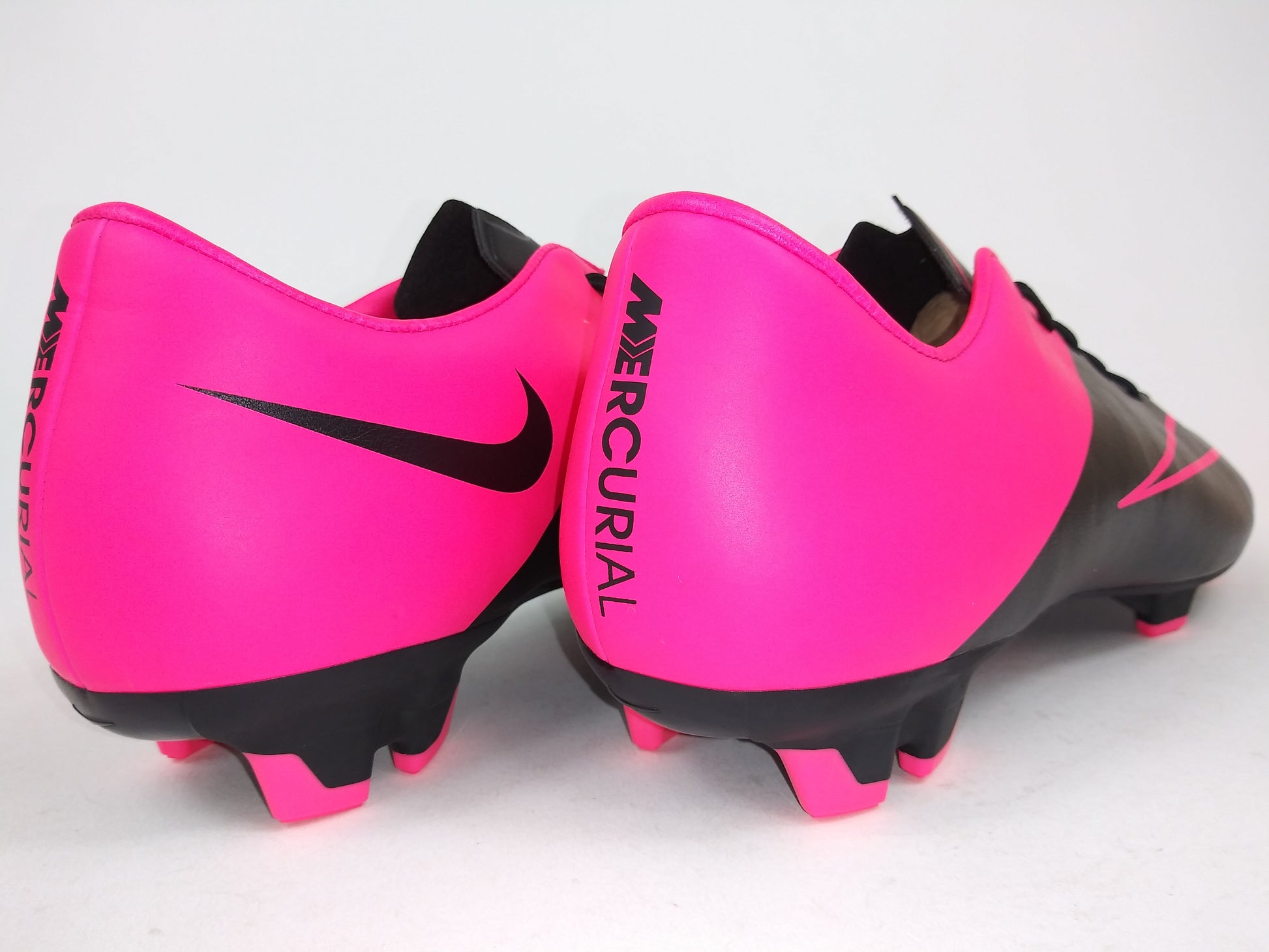 asesino Avispón pedir Nike Mercurial Victory V FG Black Pink – Villegas Footwear
