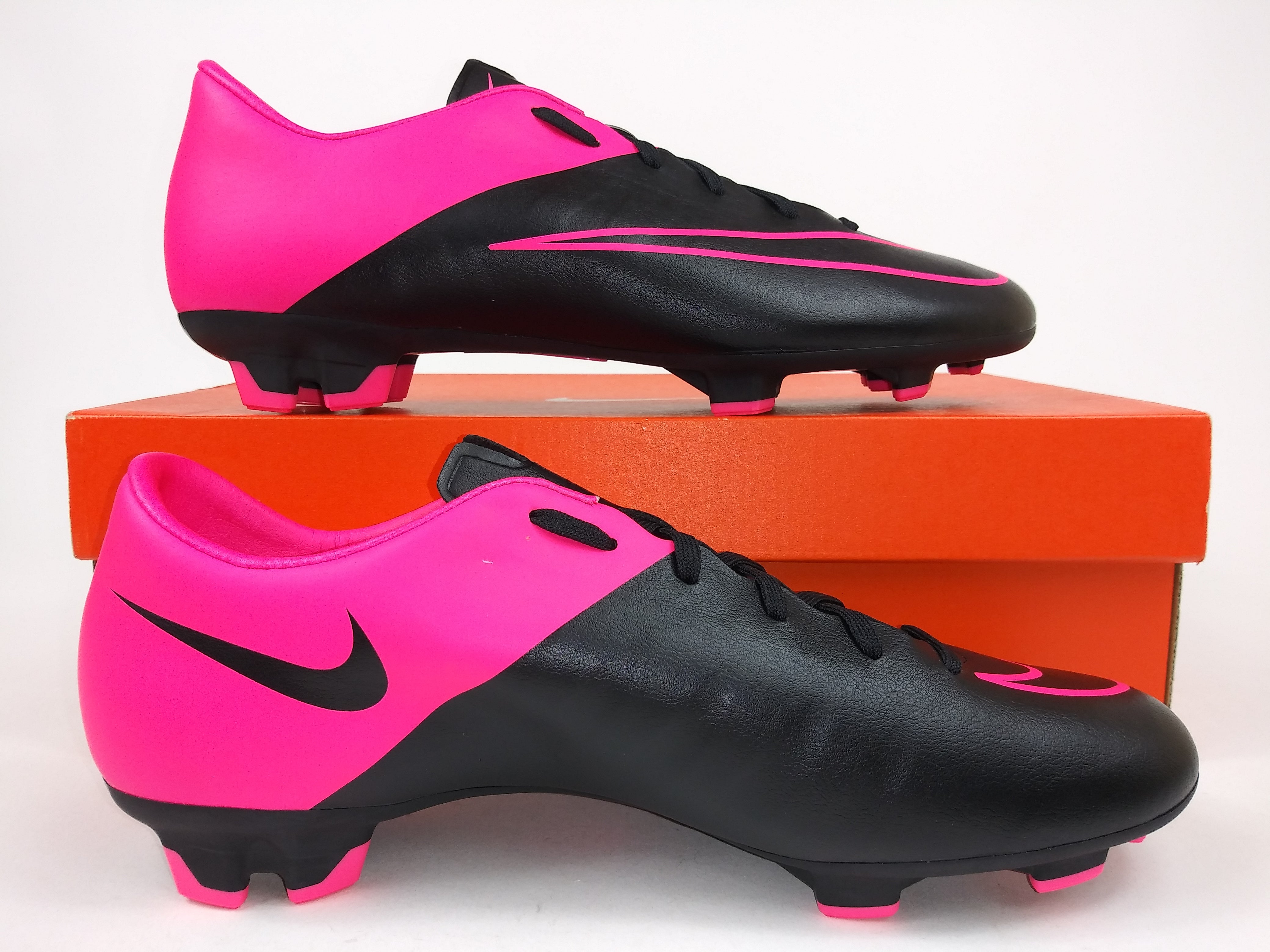 Nike mercurial victory on sale black