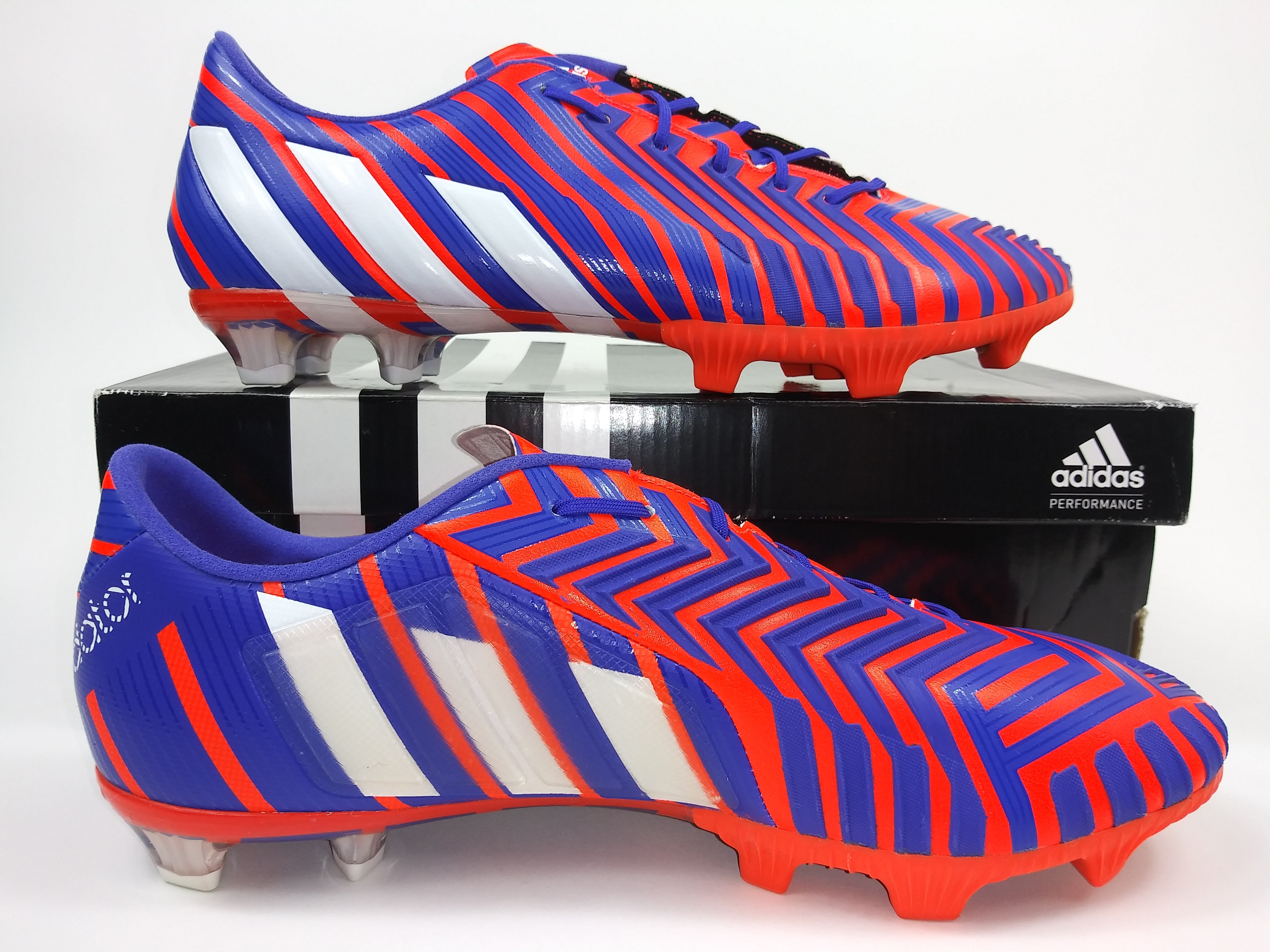 Adidas predator clearance blue and pink