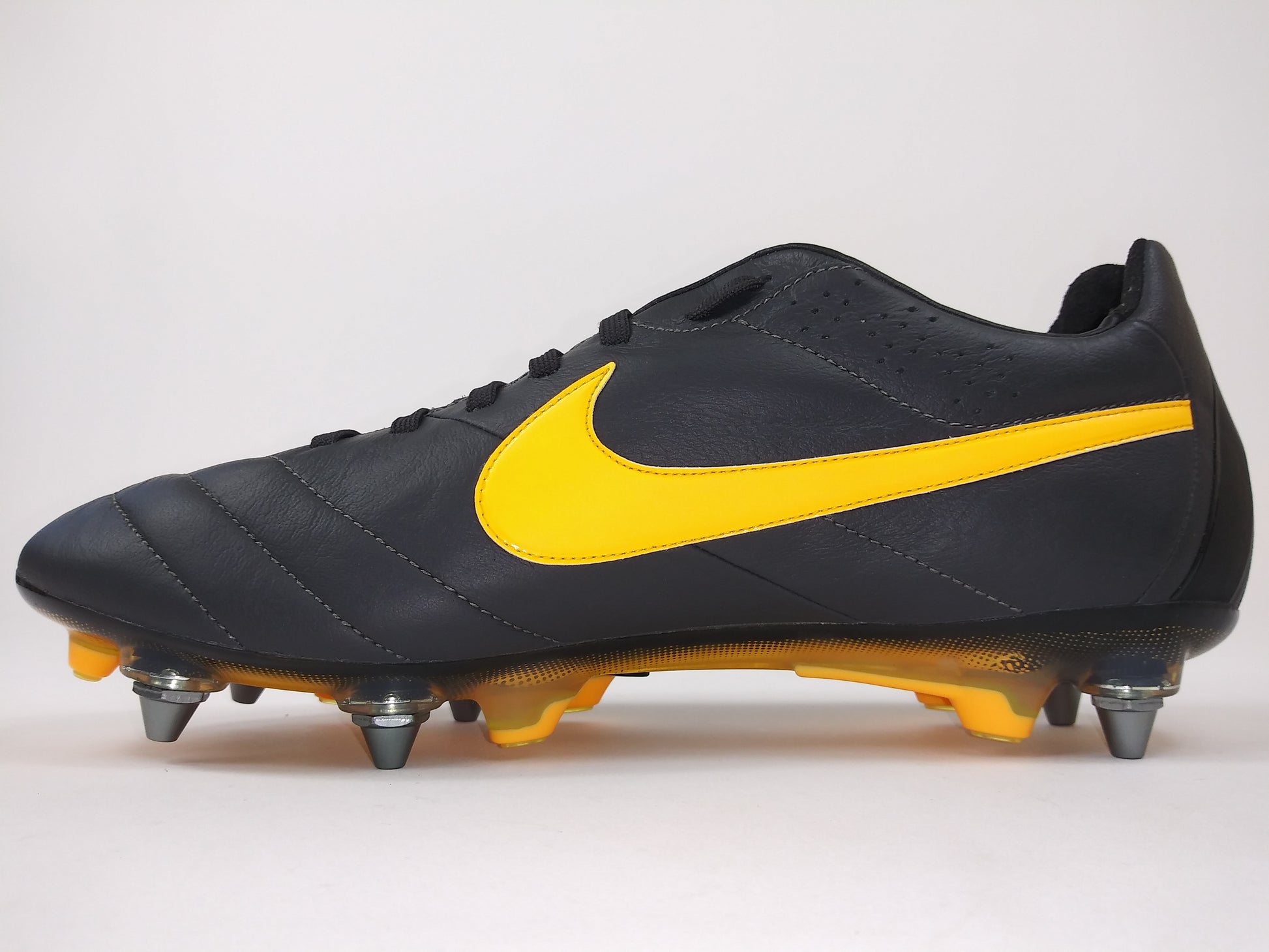 Orange Tiempo Legend Iv Sale Nike Tiempo Legend V Review Tiempo