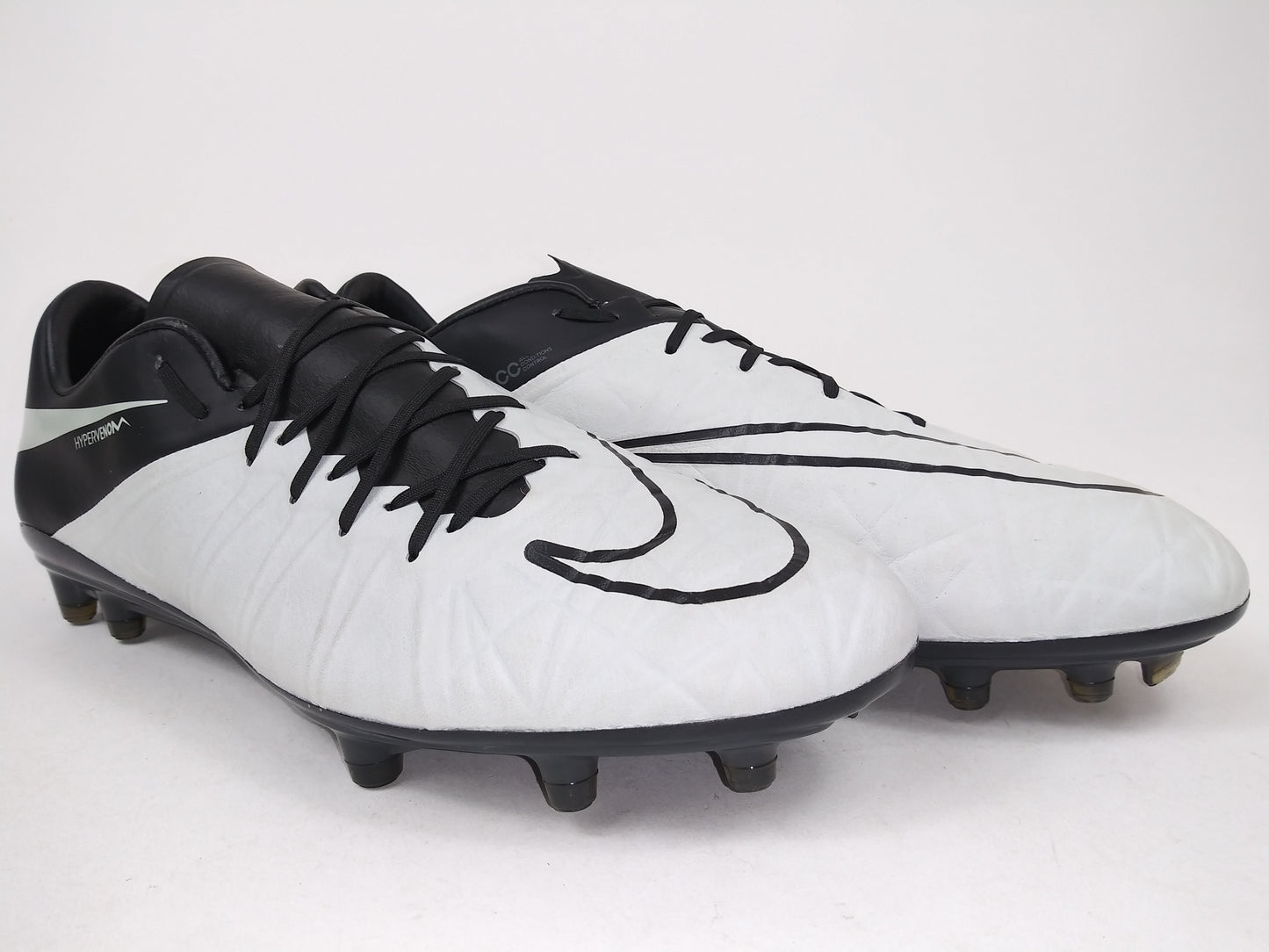 Nike Hypervenom Phinish FG LTHR White Black