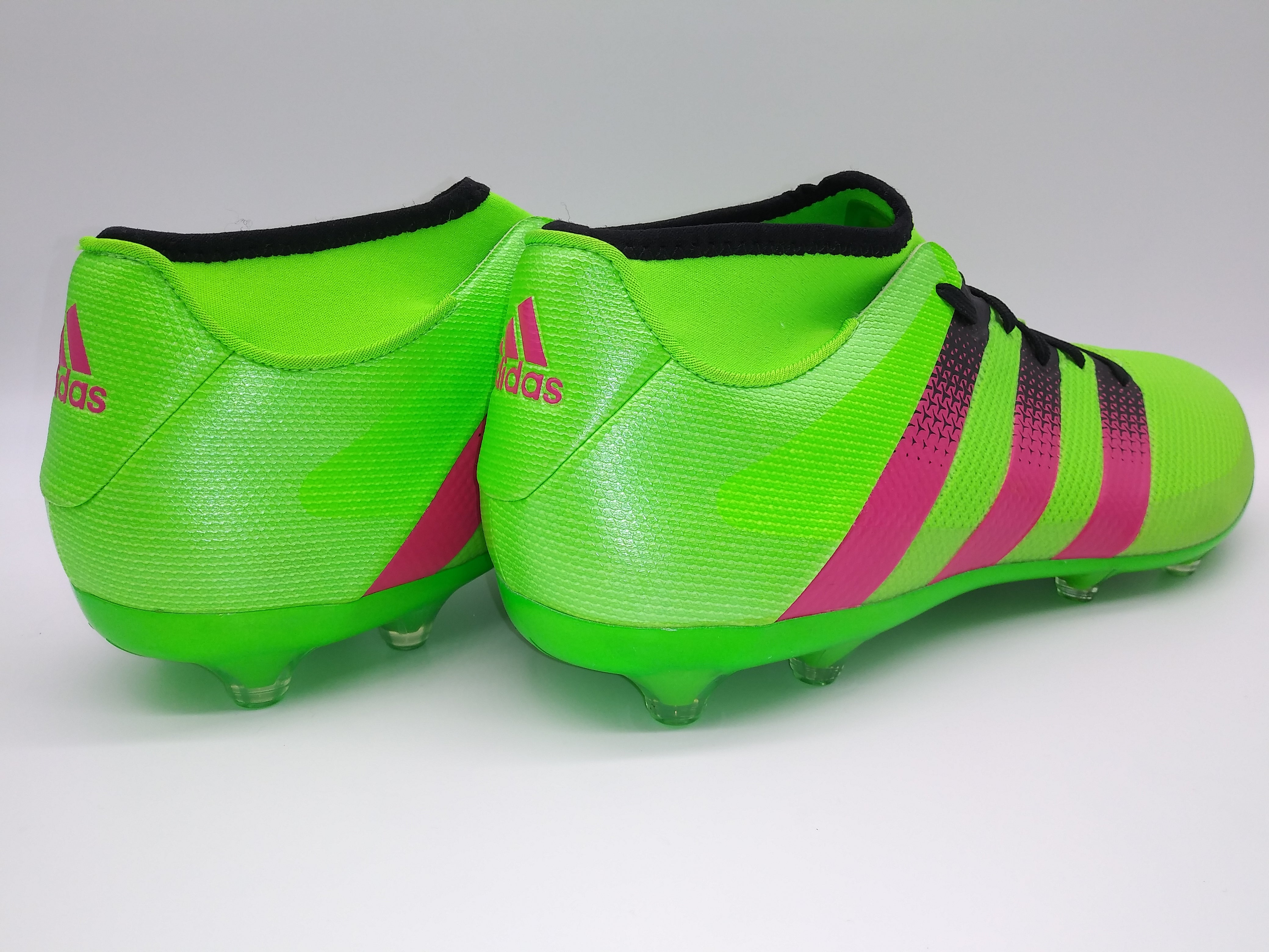 Lime green sales adidas cleats