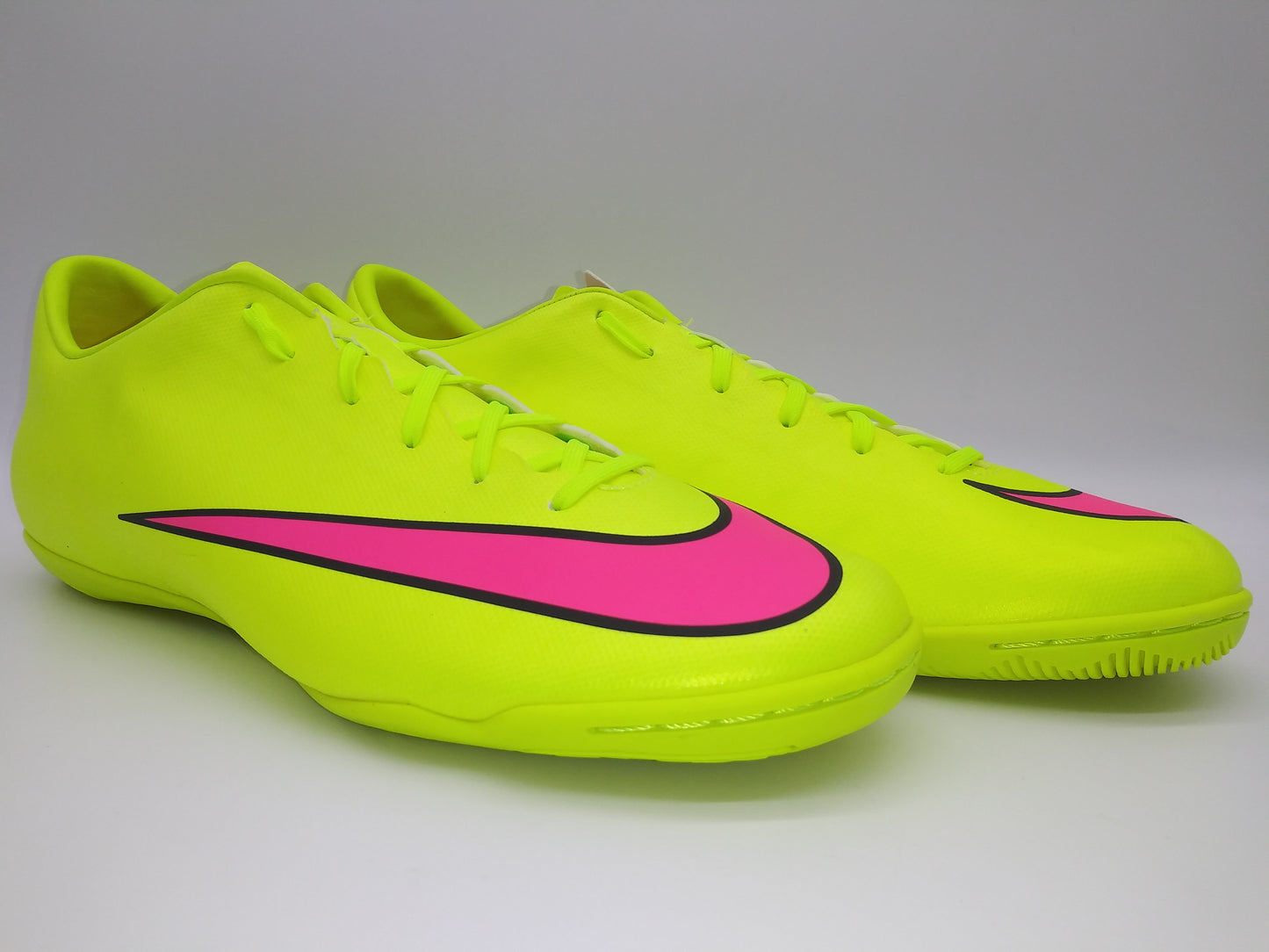 Nike Mercurial victory V IC Yellow Pink