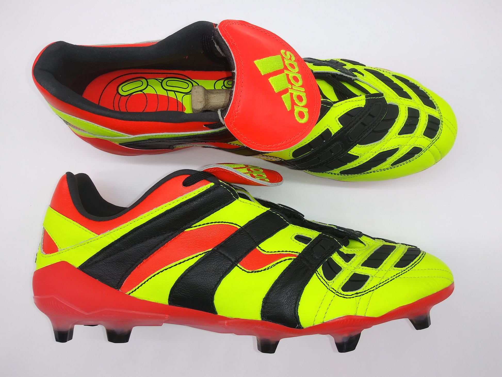 Adidas Predator Accelerator Yellow/Red – Villegas Footwear