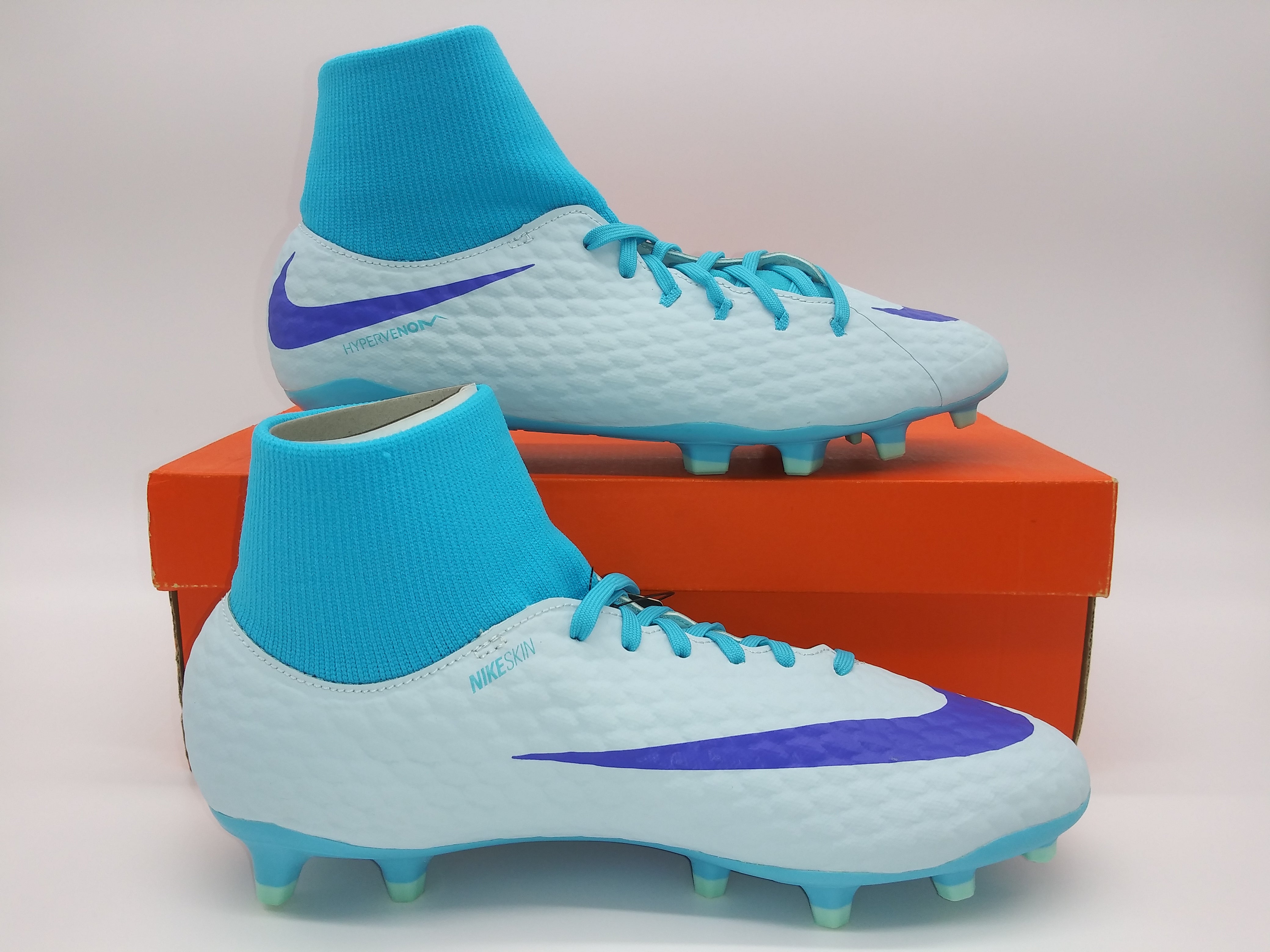 Hypervenom 3 academy shop fg soccer cleats