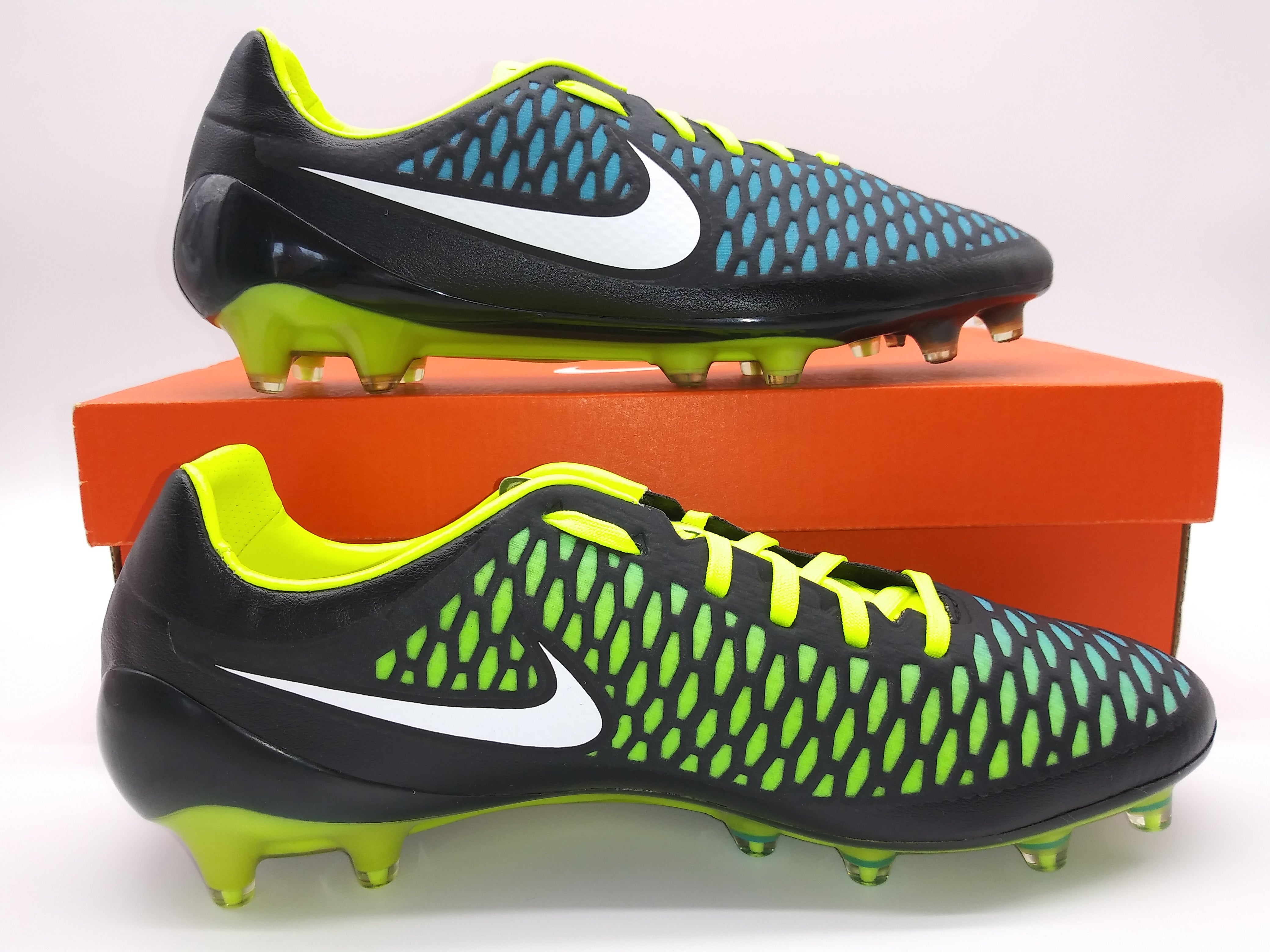 Nike magista cheap opus black blue