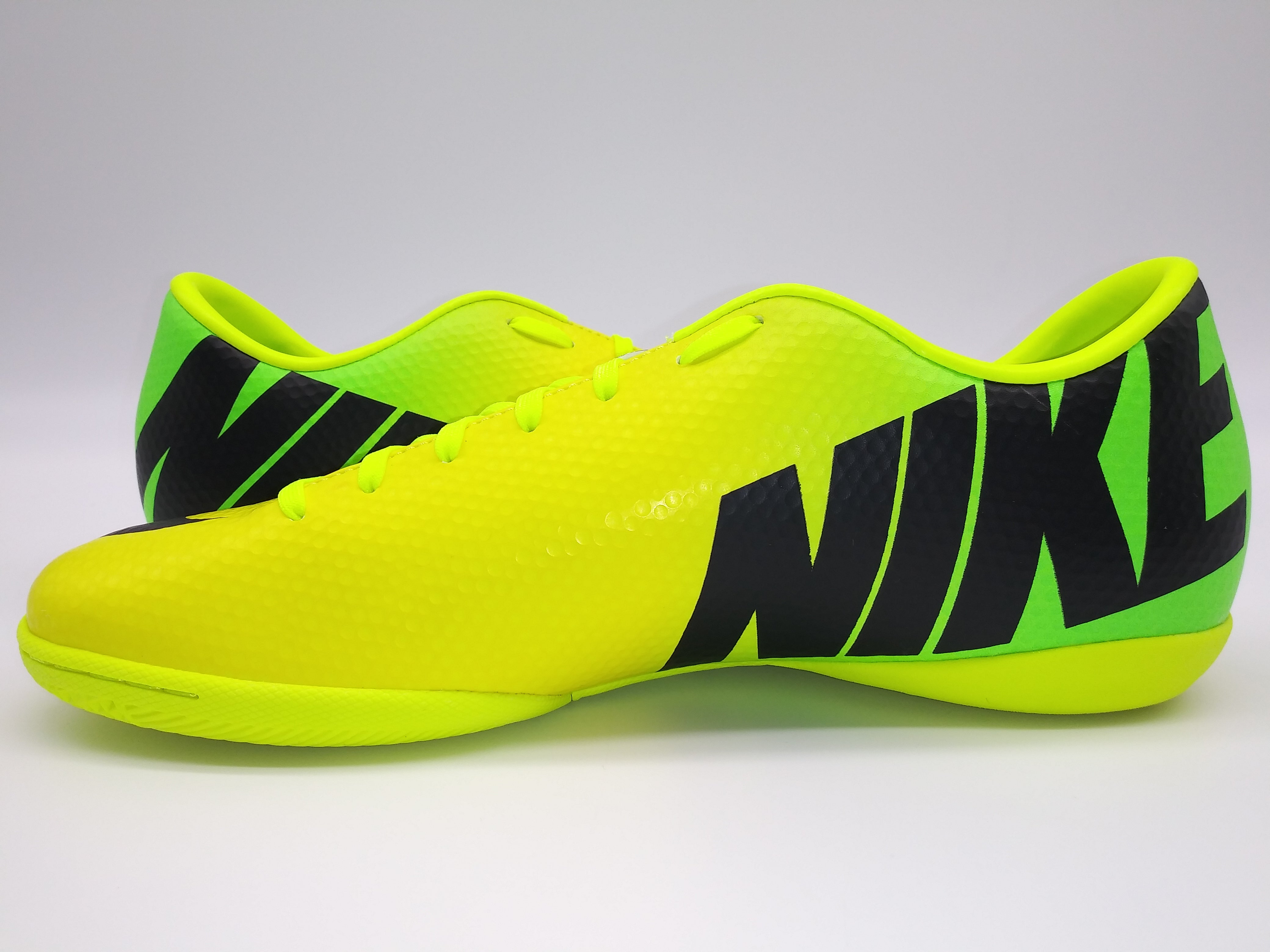 Nike Mercurial Victory IV IC Yellow Green – Villegas Footwear