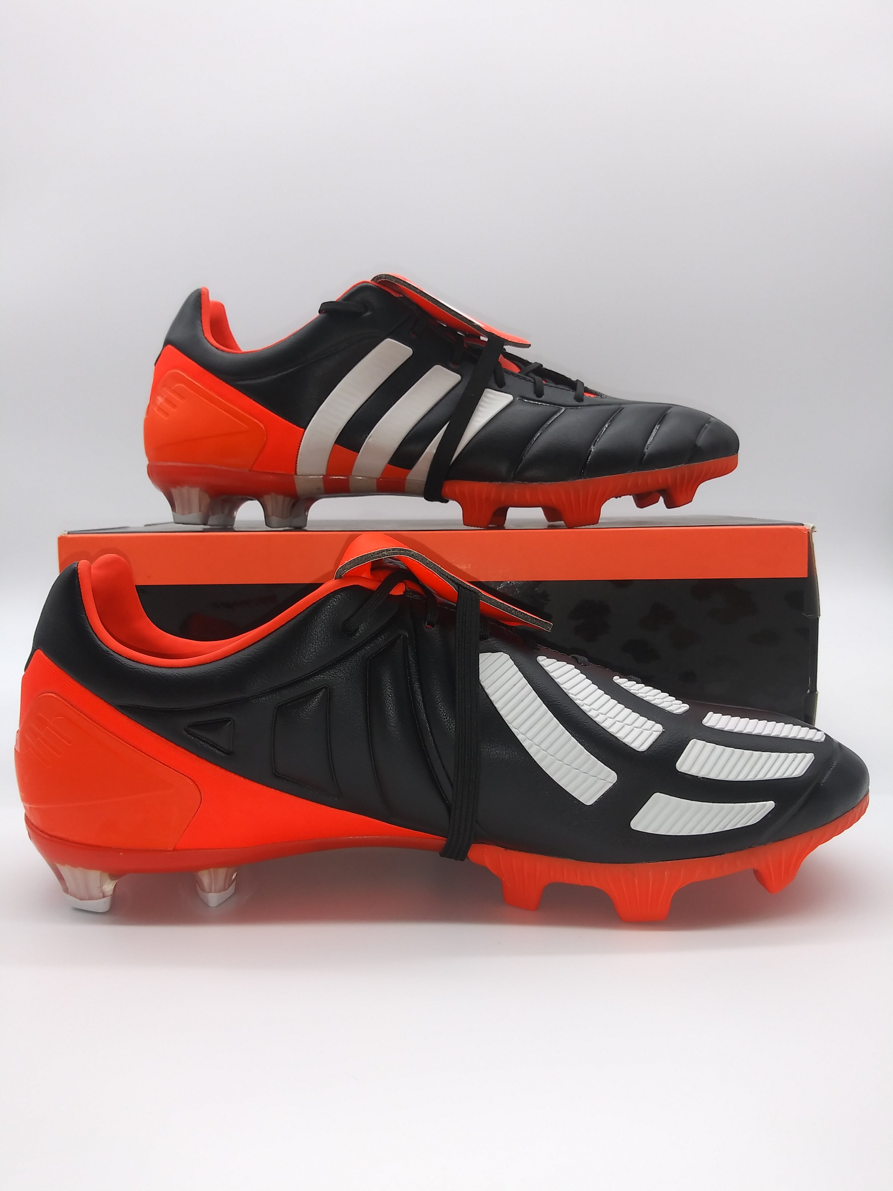 Adidas predator 2025 mania china boots