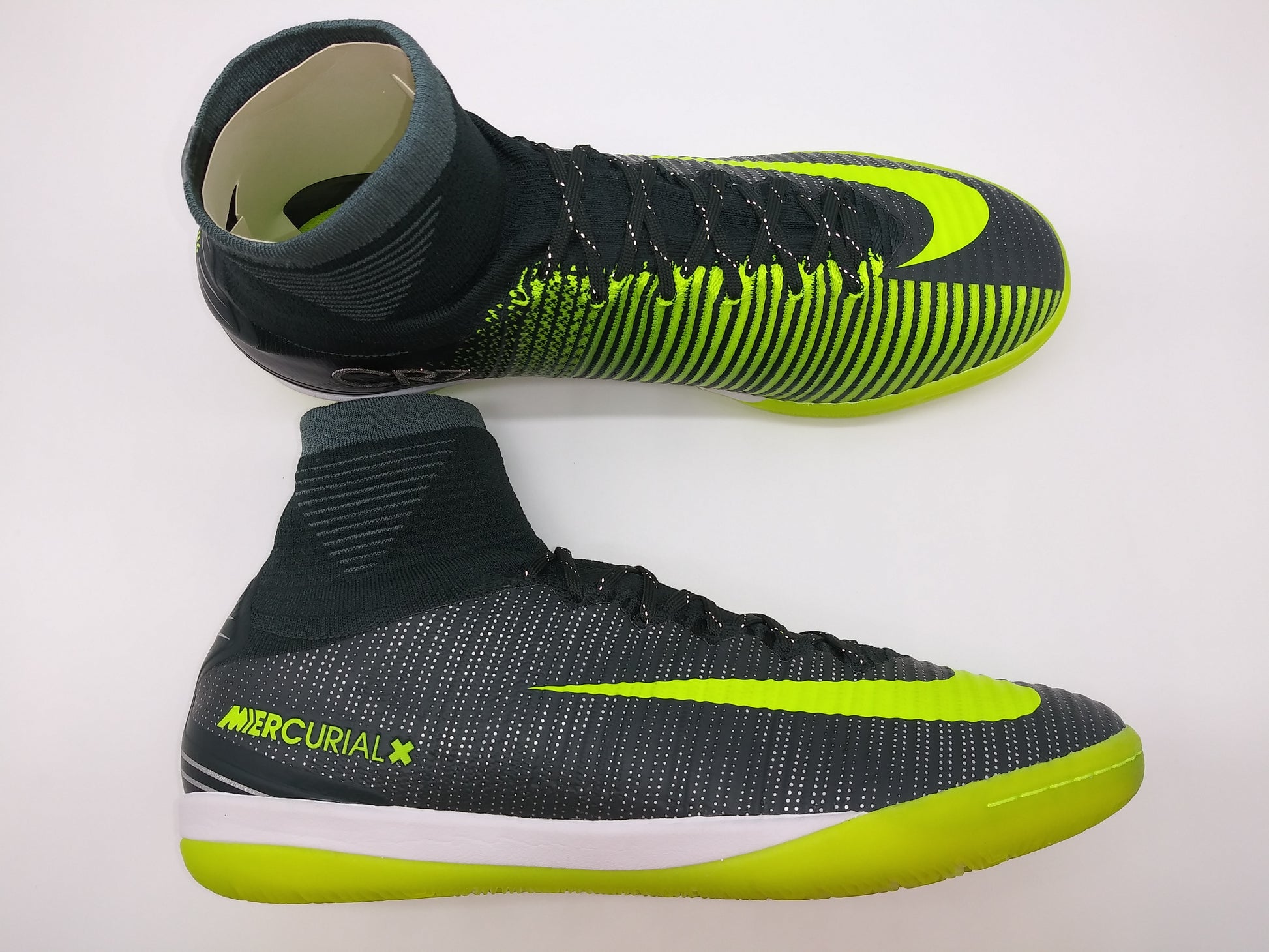 Anzai Altijd periscoop Nike MercurialX Proximo ll CR7 IC Black Yellow Indoor Shoes – Villegas  Footwear