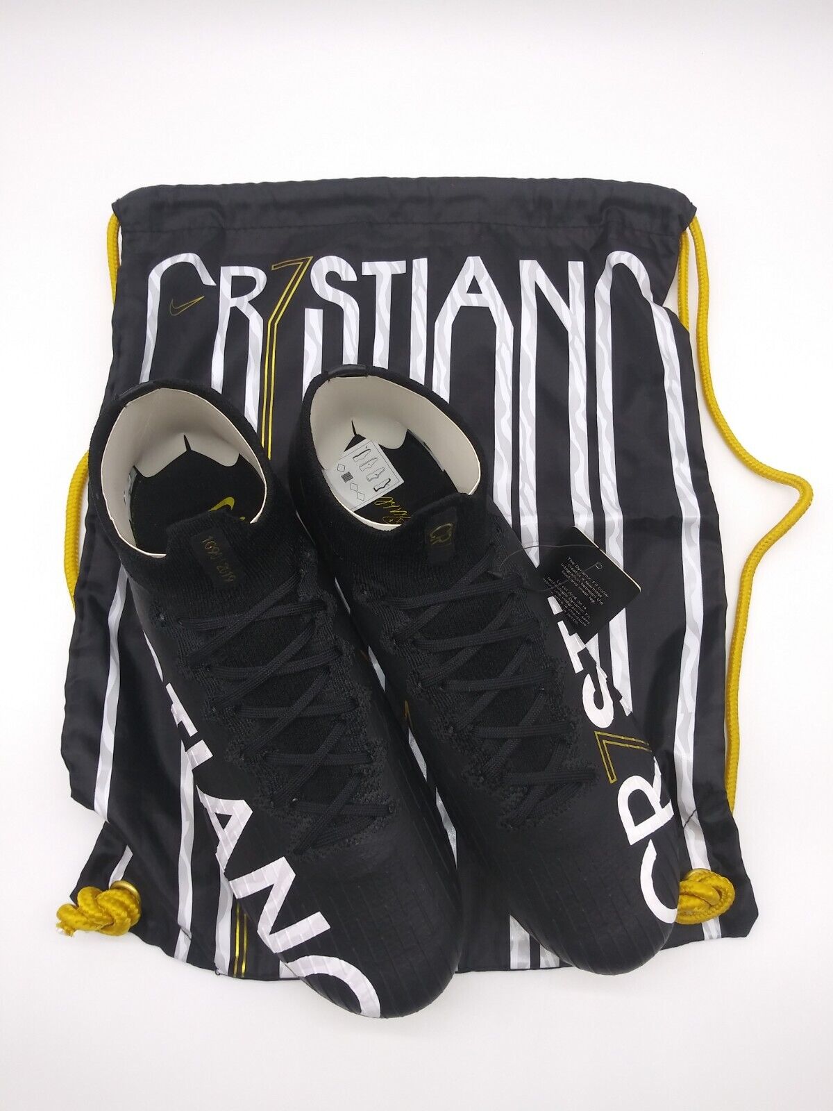 Black and clearance gold cr7 boots