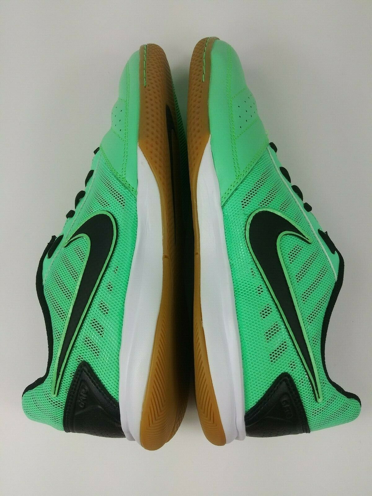 Nike clearance gato 7.5