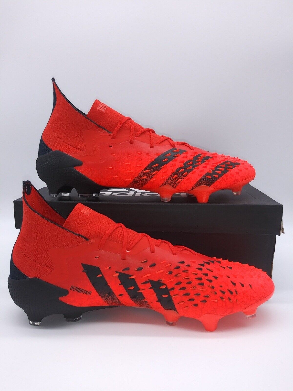 Predator red outlet black